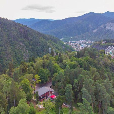 Hotel Evergreen Borjomi Luaran gambar
