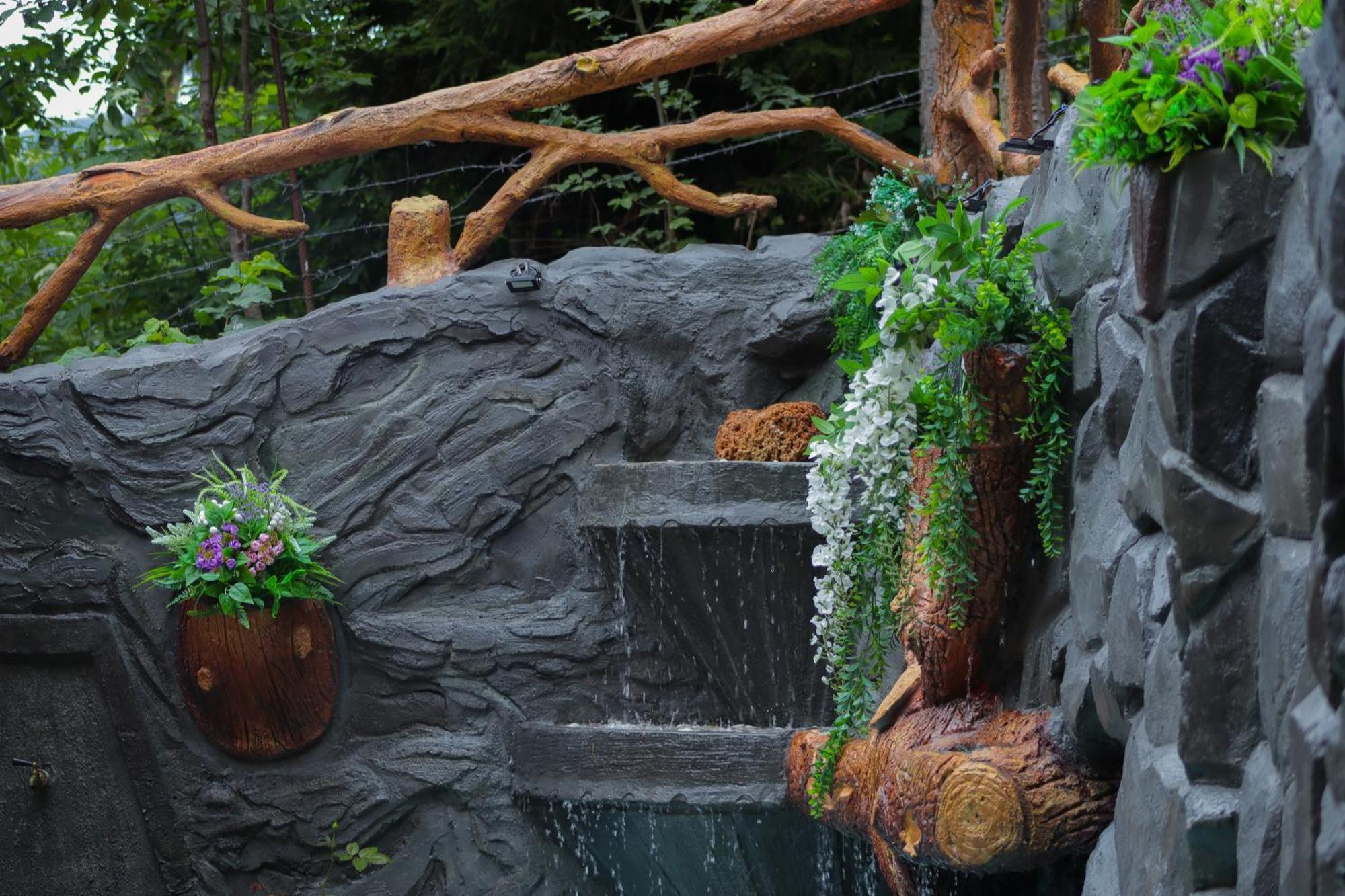 Hotel Evergreen Borjomi Luaran gambar